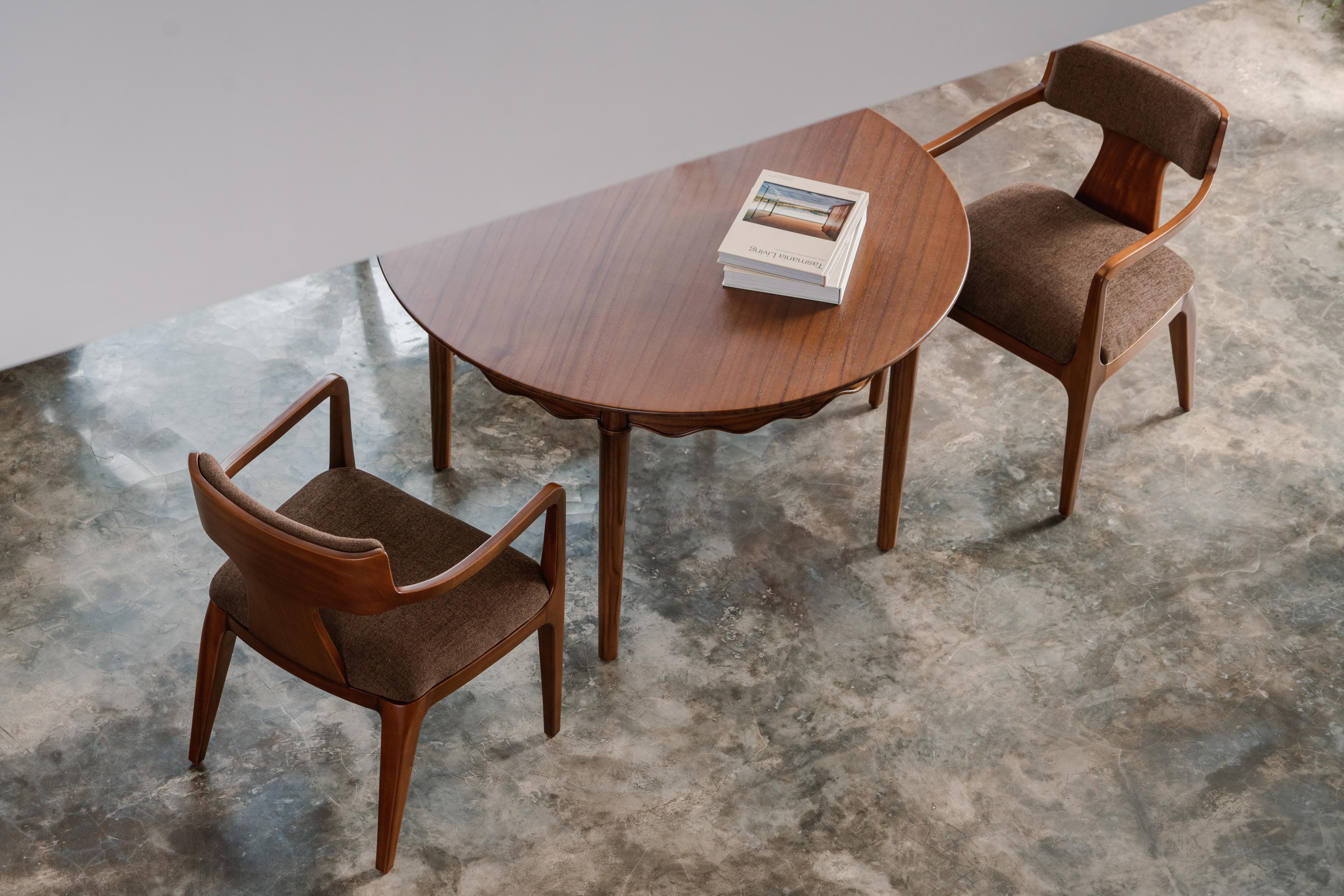 Dining Table and Chair Set A