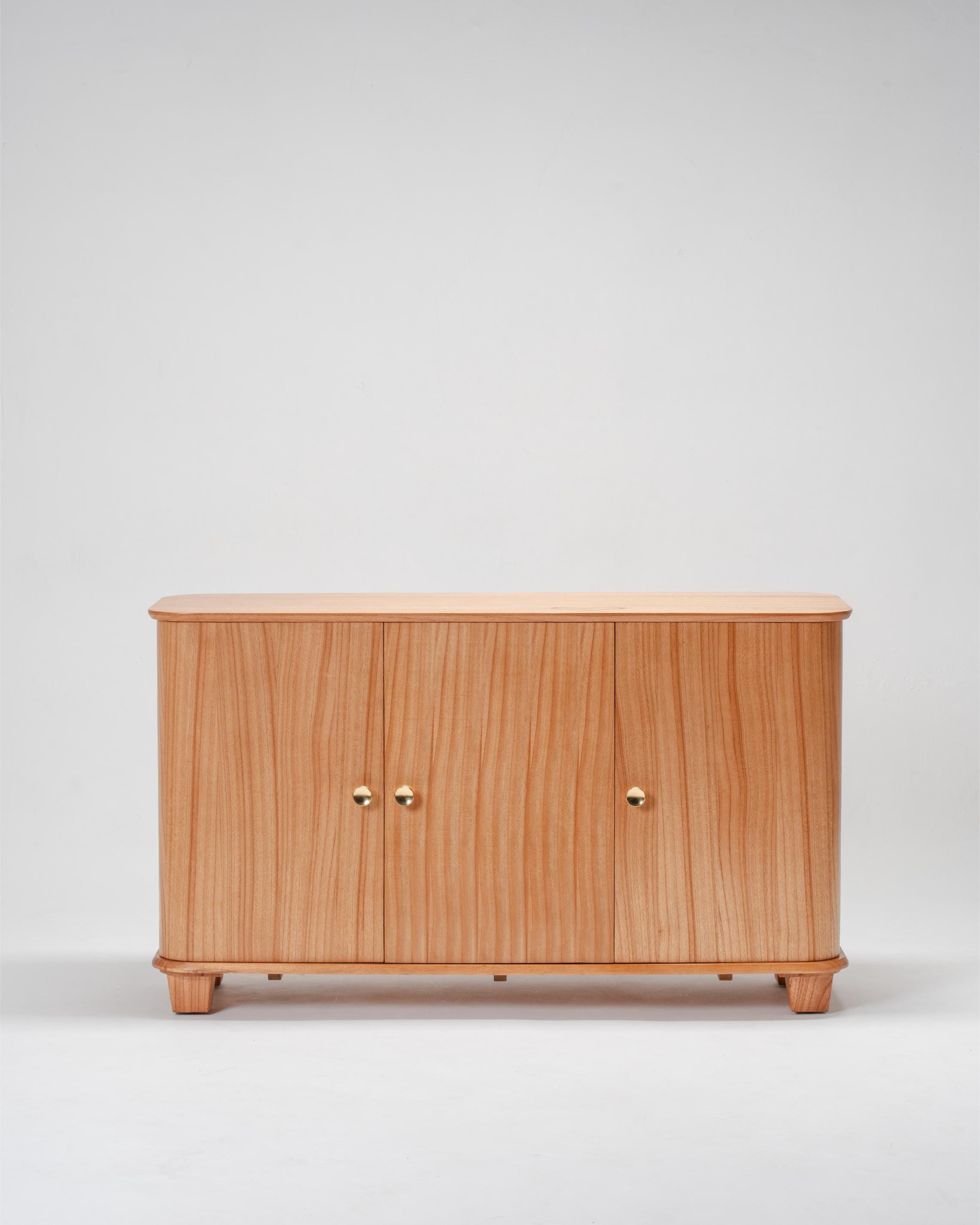 Carmellia Storage Console