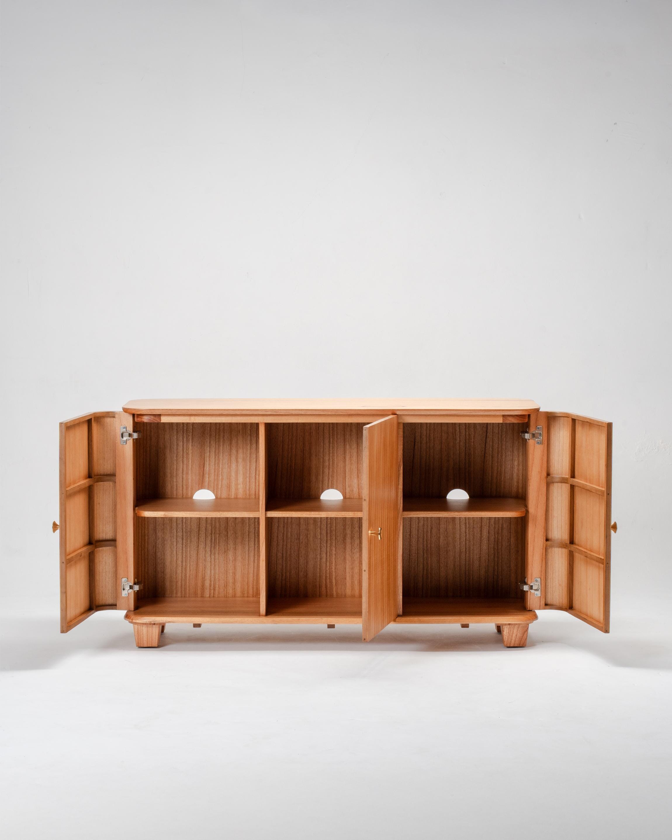 Carmellia Storage Console