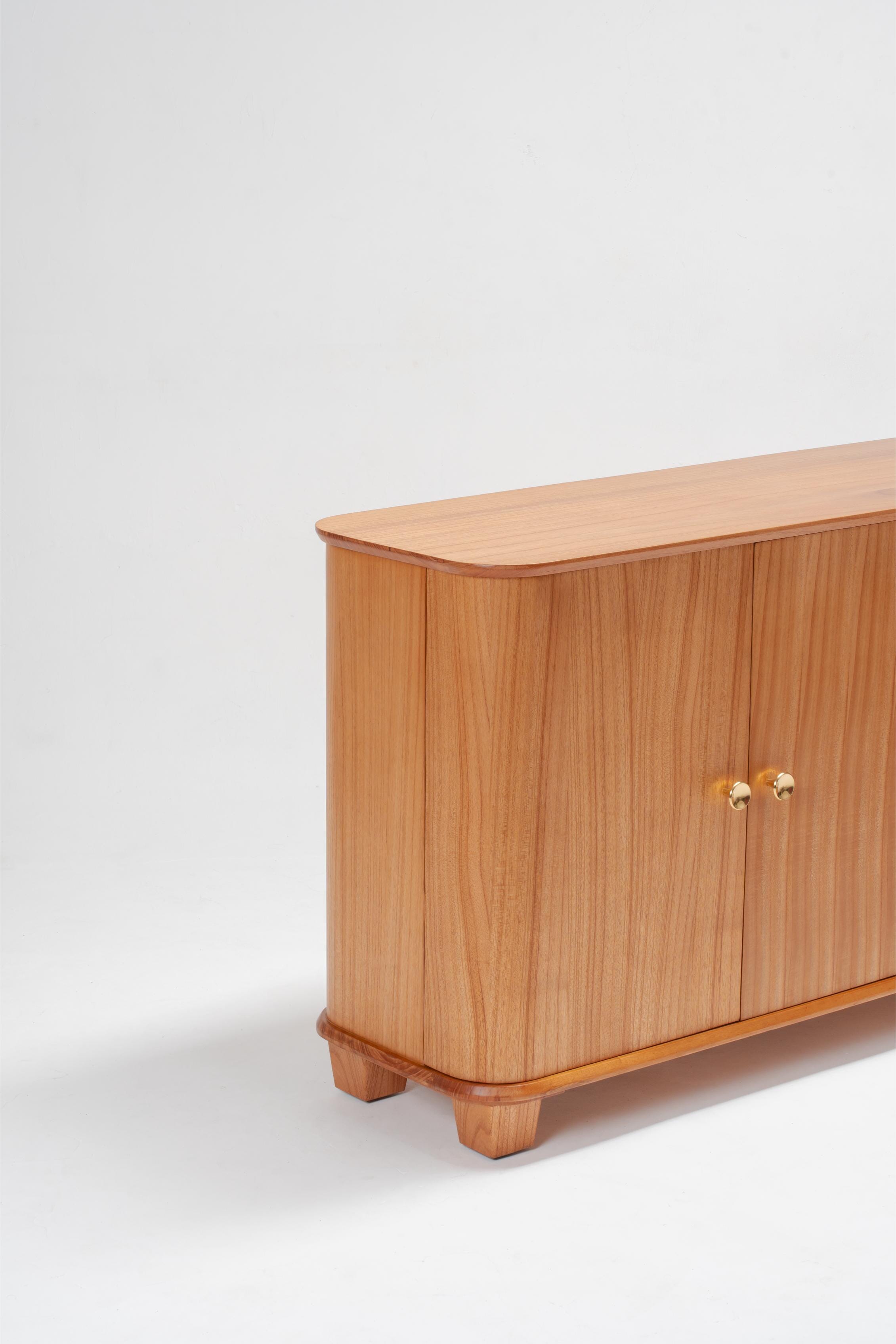 Carmellia Storage Console