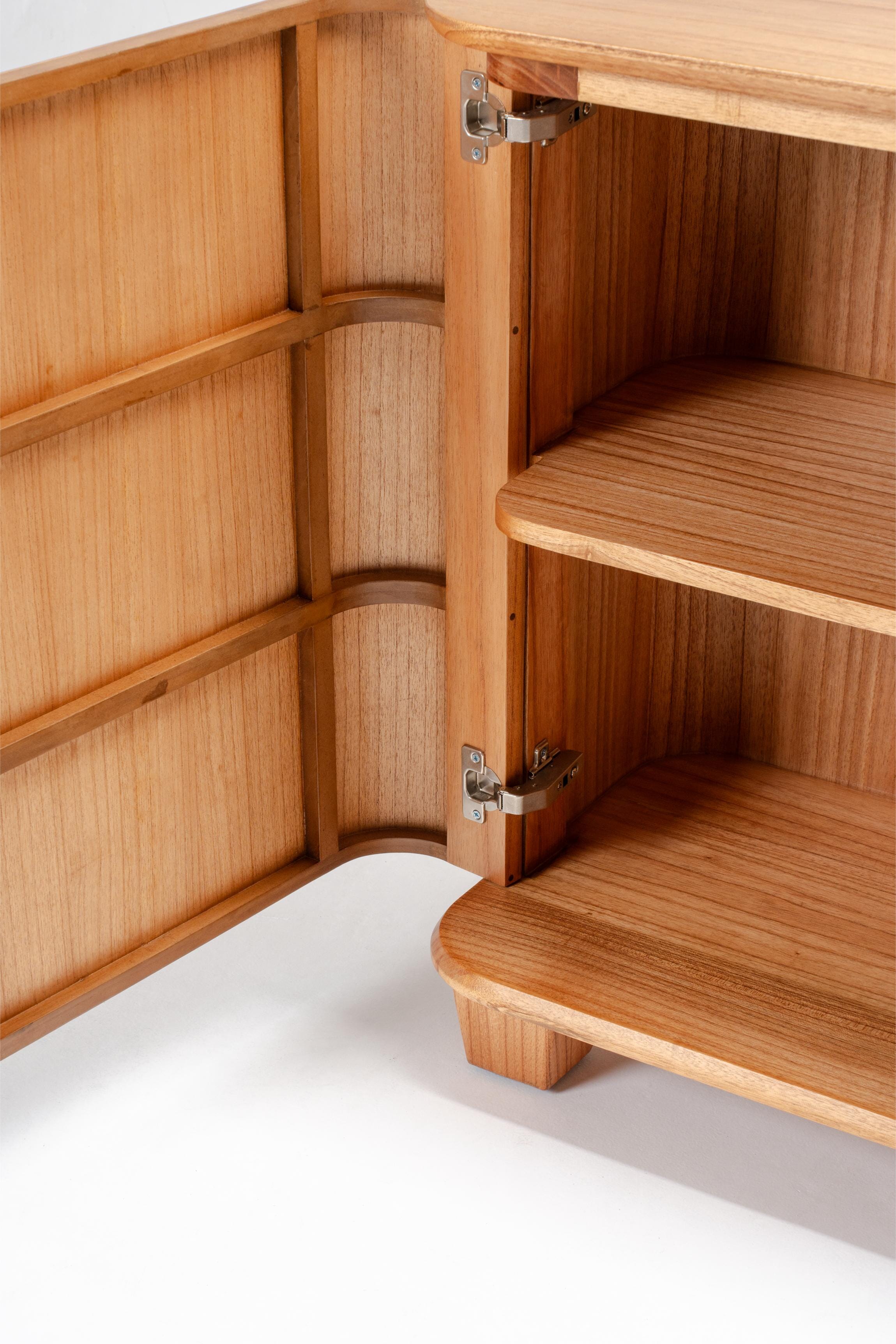 Carmellia Storage Console