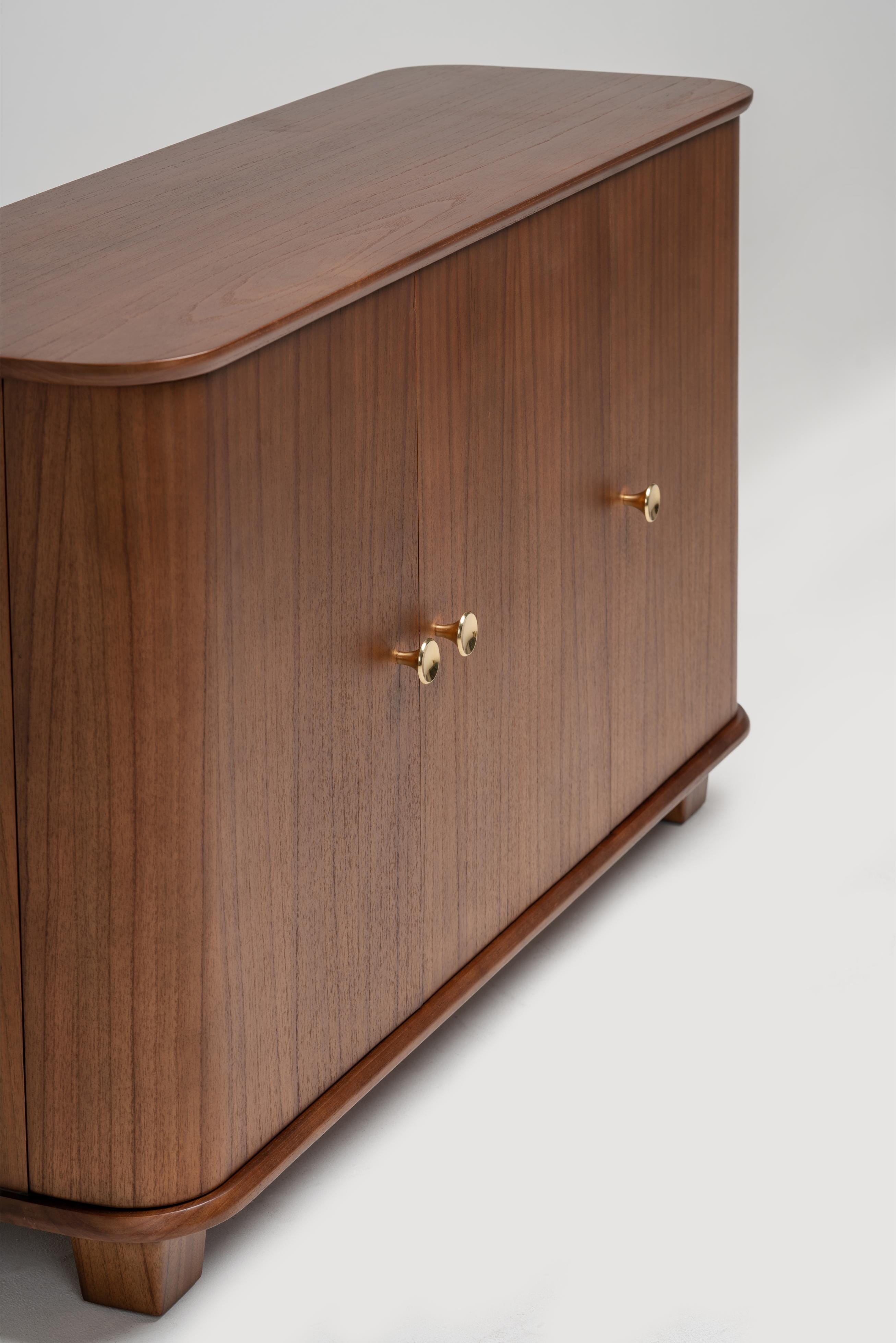Carmellia Storage Console
