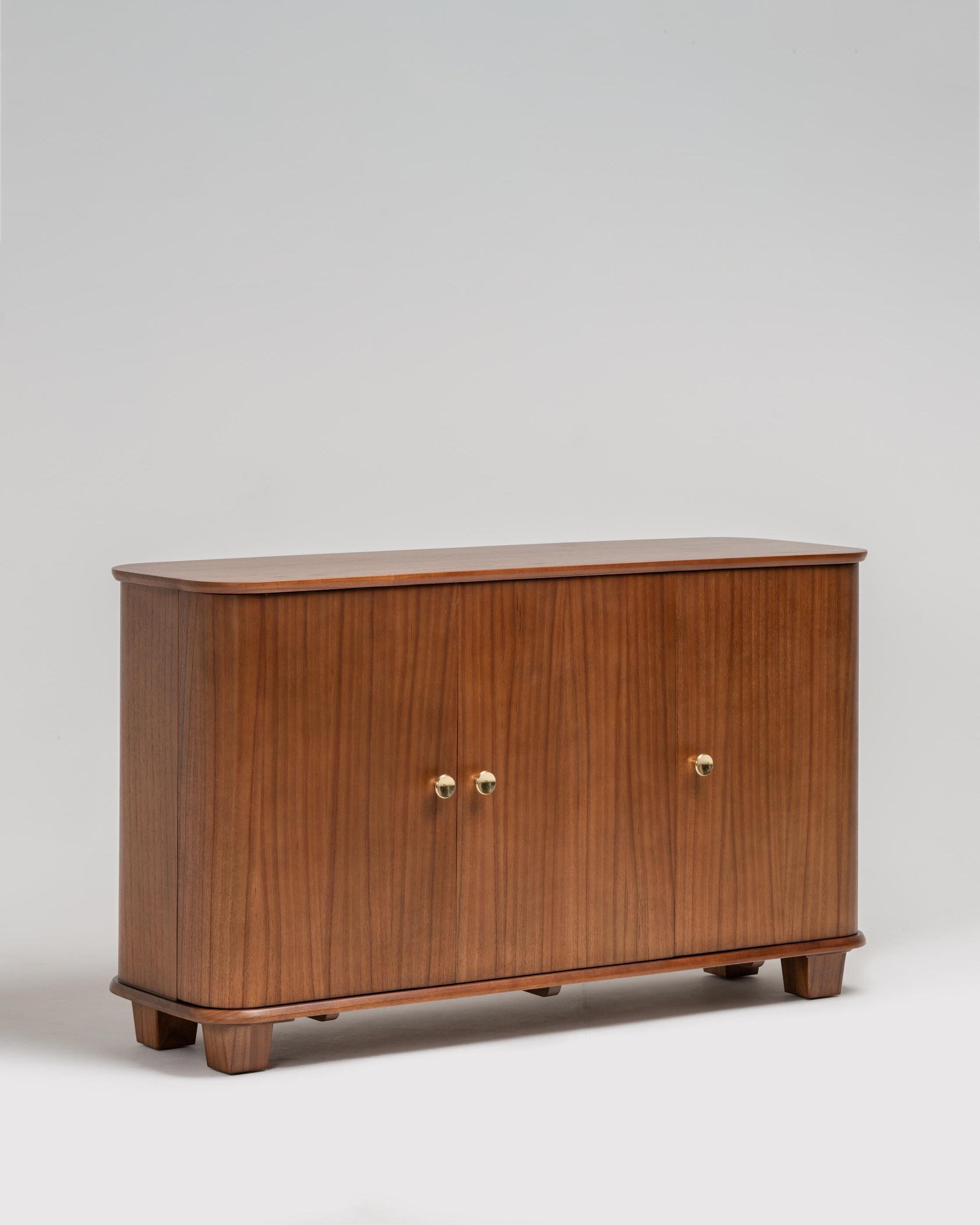 Carmellia Storage Console
