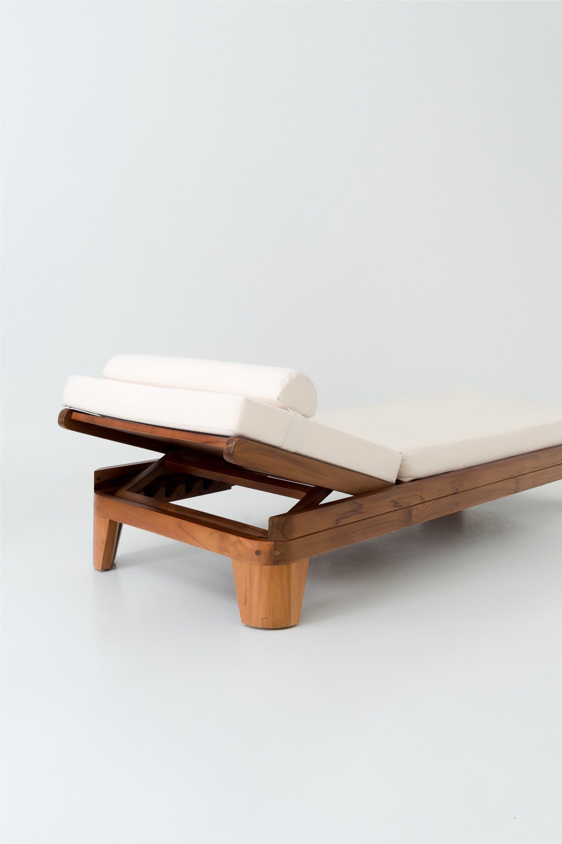 Catania Sun Lounge - wooden bed summer - Larkwood Furniture