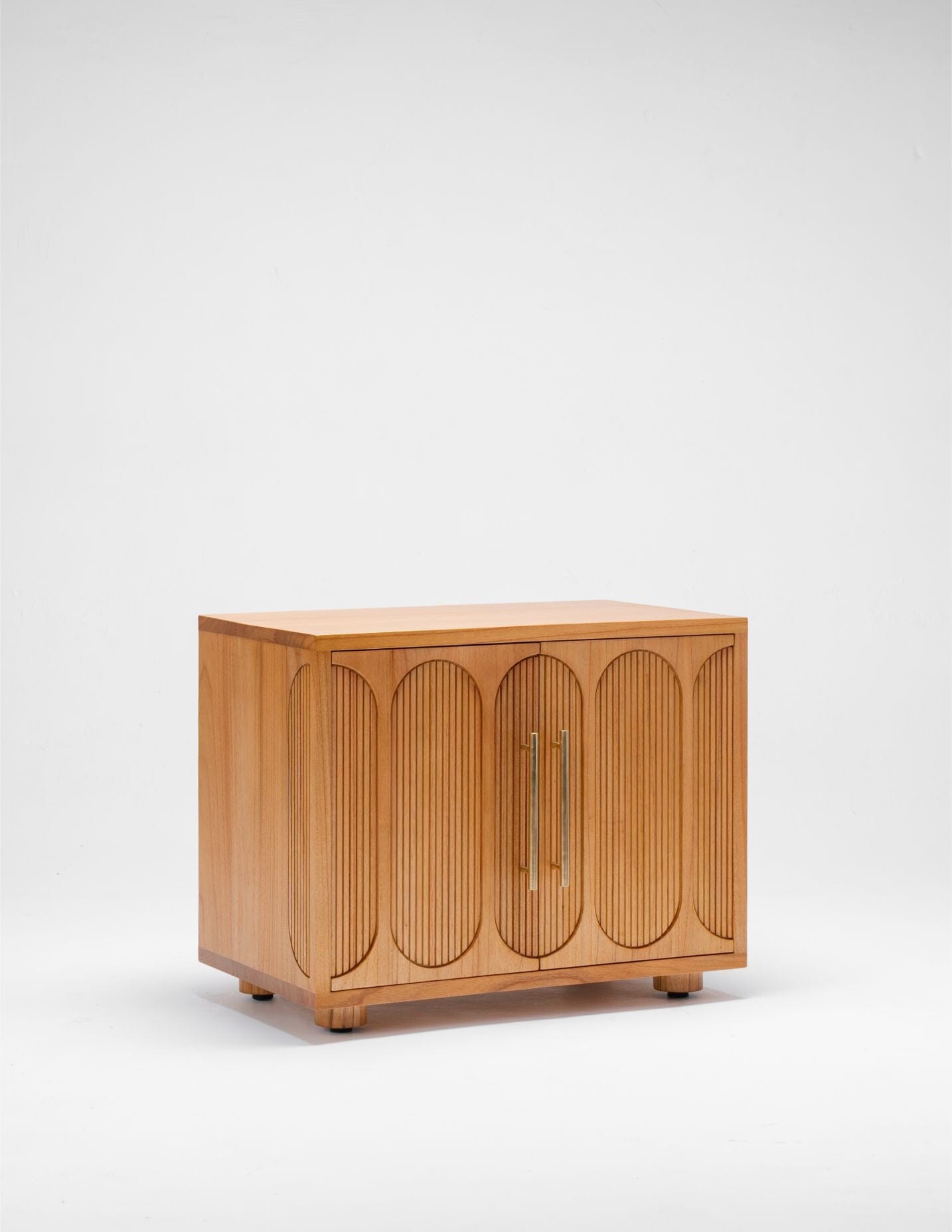 Wooden bedside cabinet with curved design