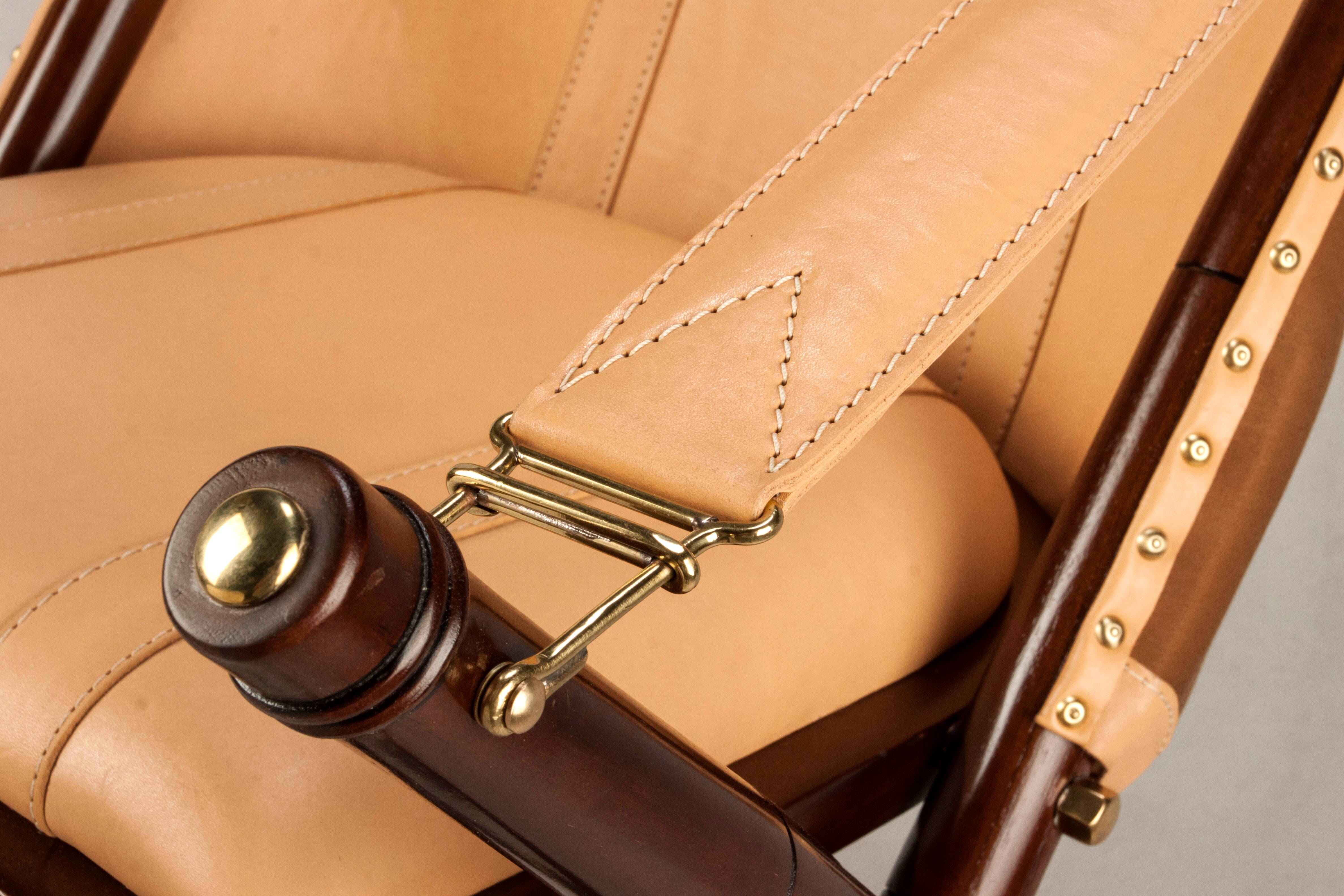 Hunter Safari - cushioned leather - Larkwood Furniture