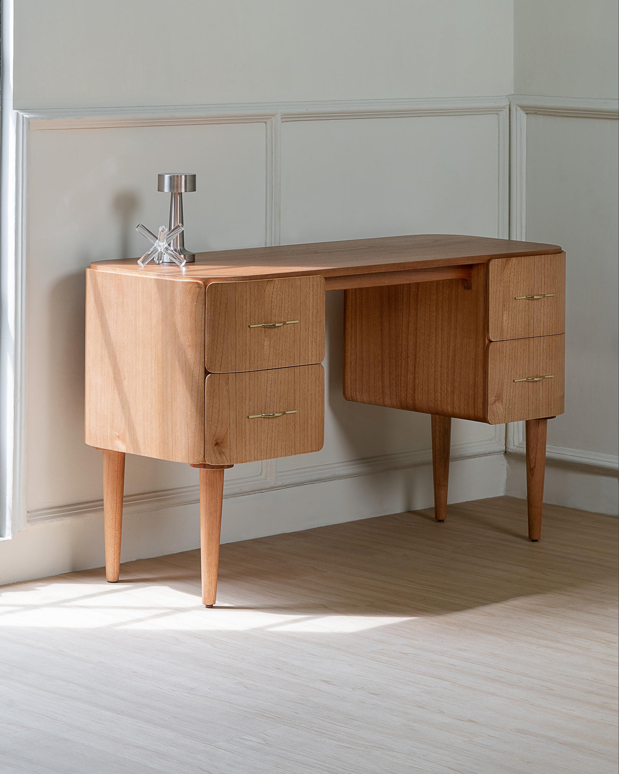 wooden desk with 4 drawers, spacious storage