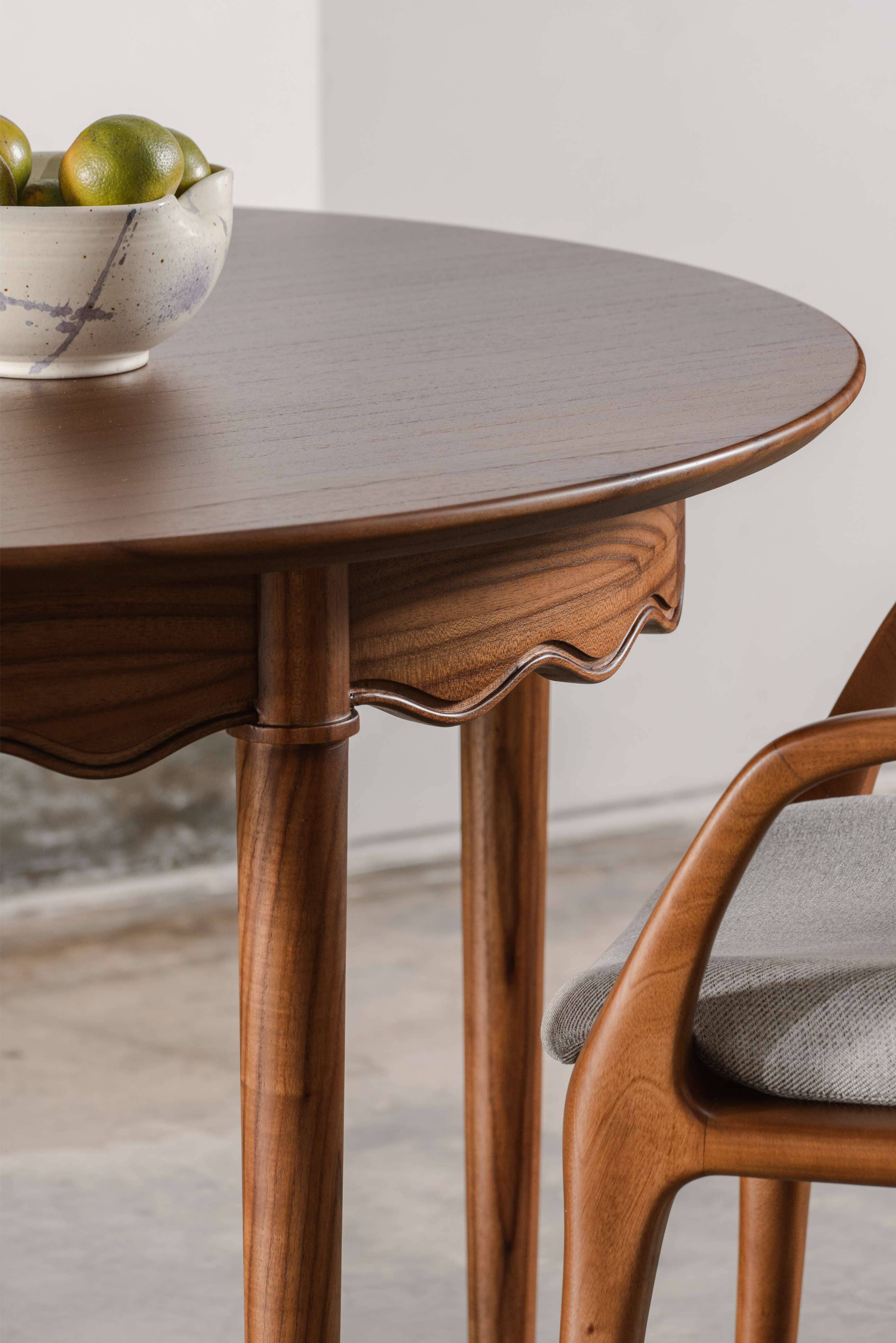 round 4 seater dining table, wooden dining table and chair close up