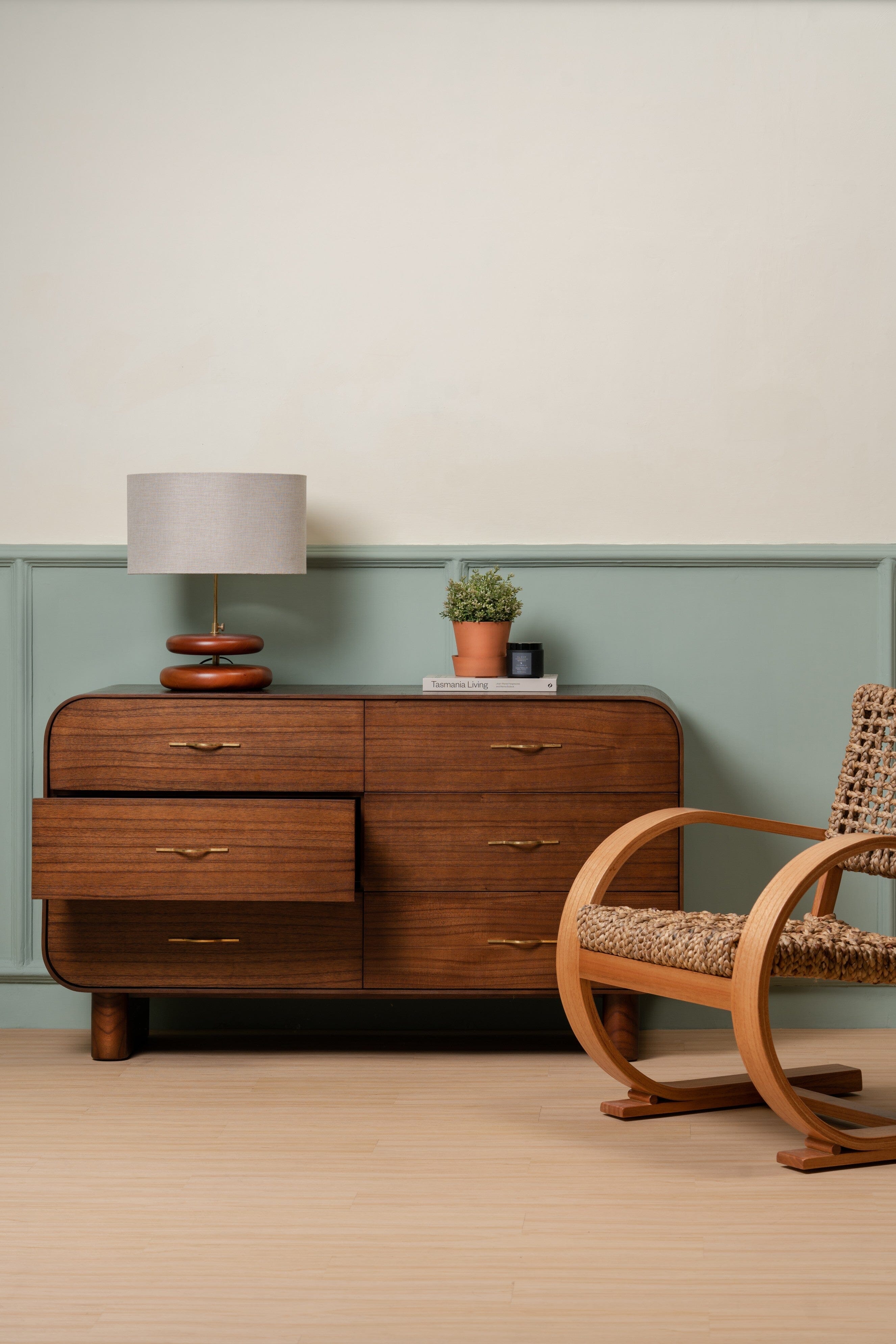 Sarezzo Table Lamp - bedside table lamps - Larkwood Furniture