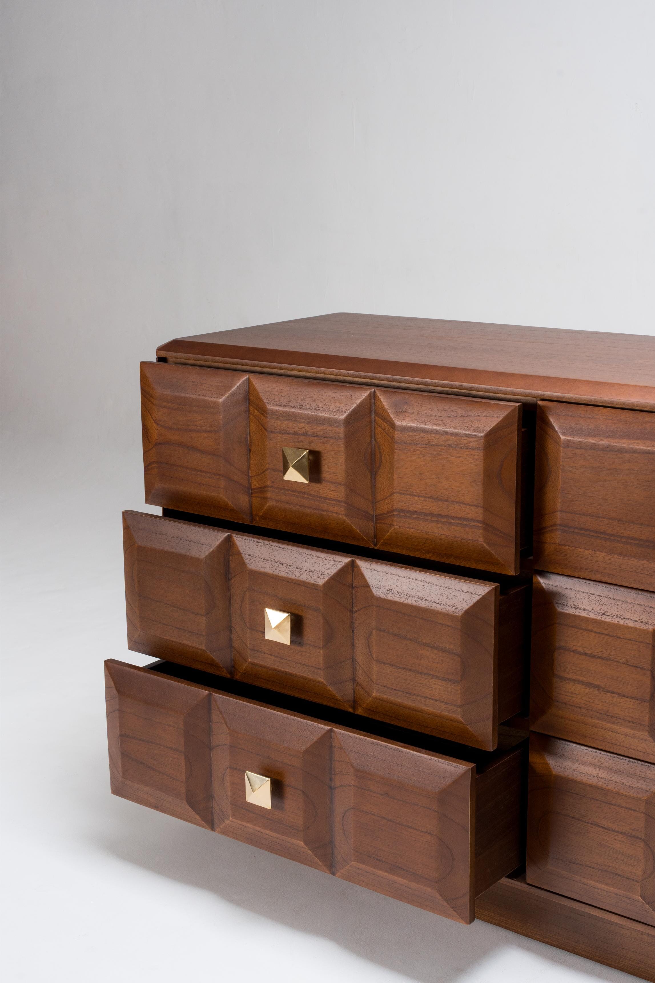Verona Chest of 6 Drawers