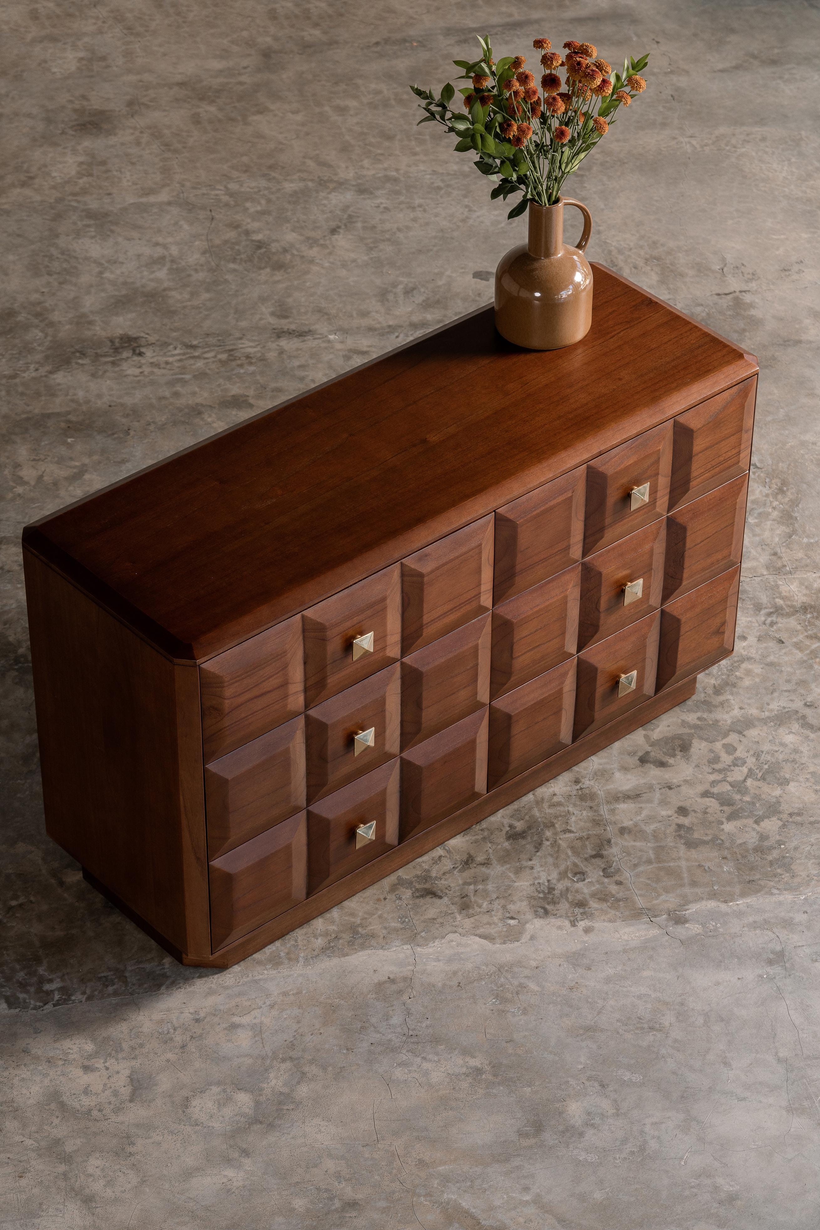 Verona Chest of 6 Drawers