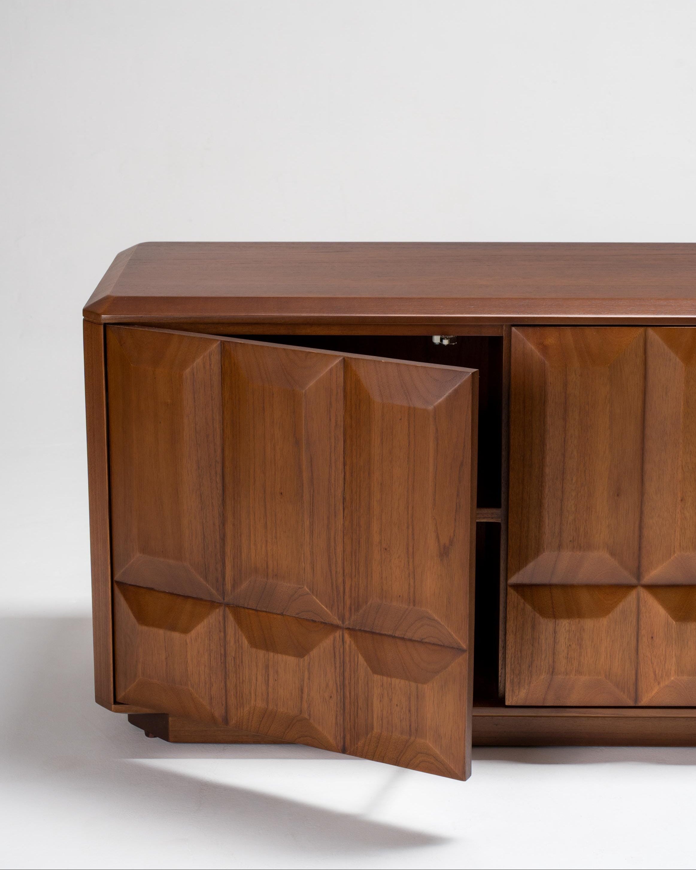 Verona TV Console 200cm