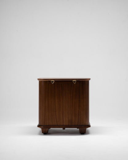 Carmellia Bedside