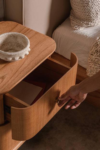 Carmellia Bedside