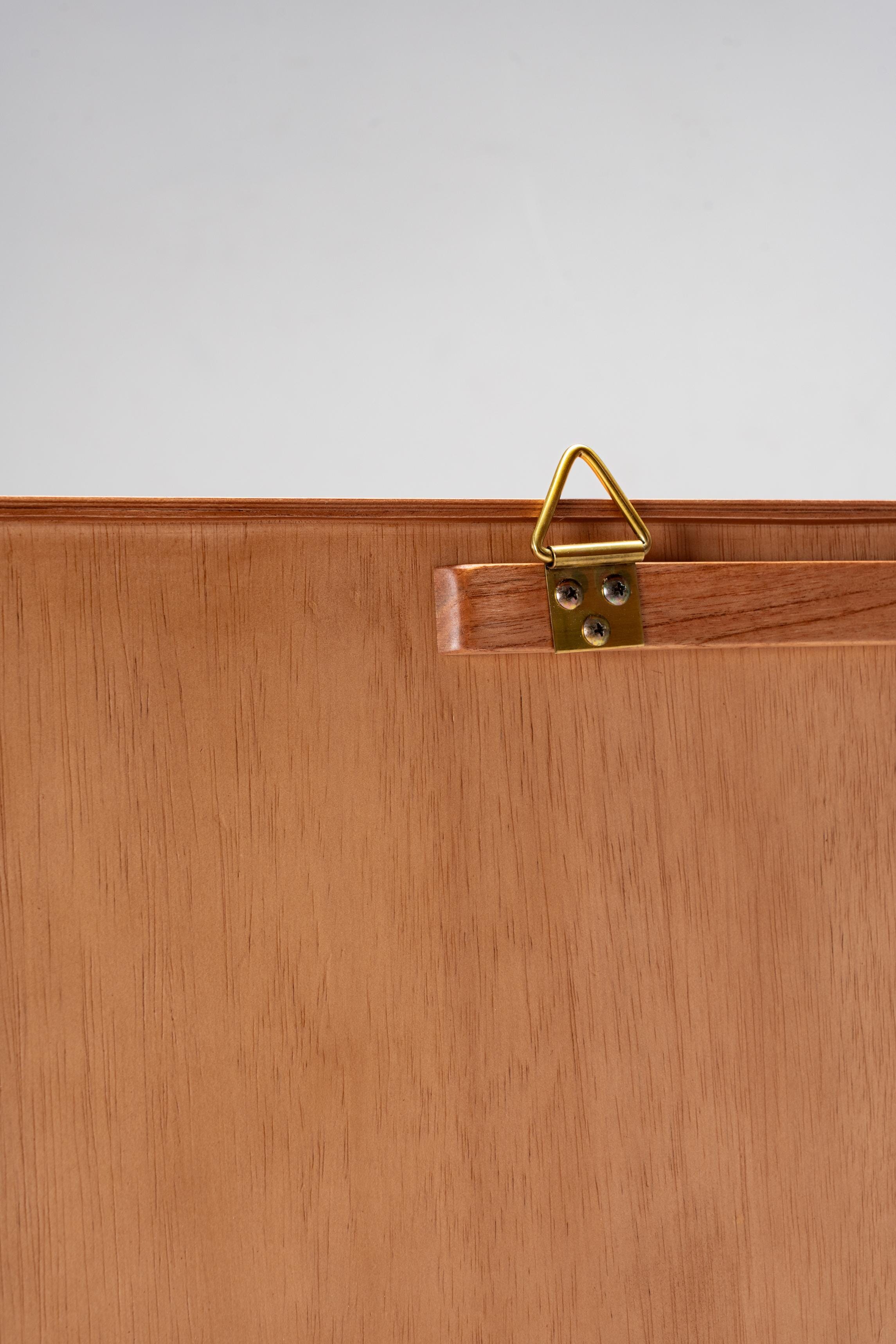 wooden bar cabinet with anti tip