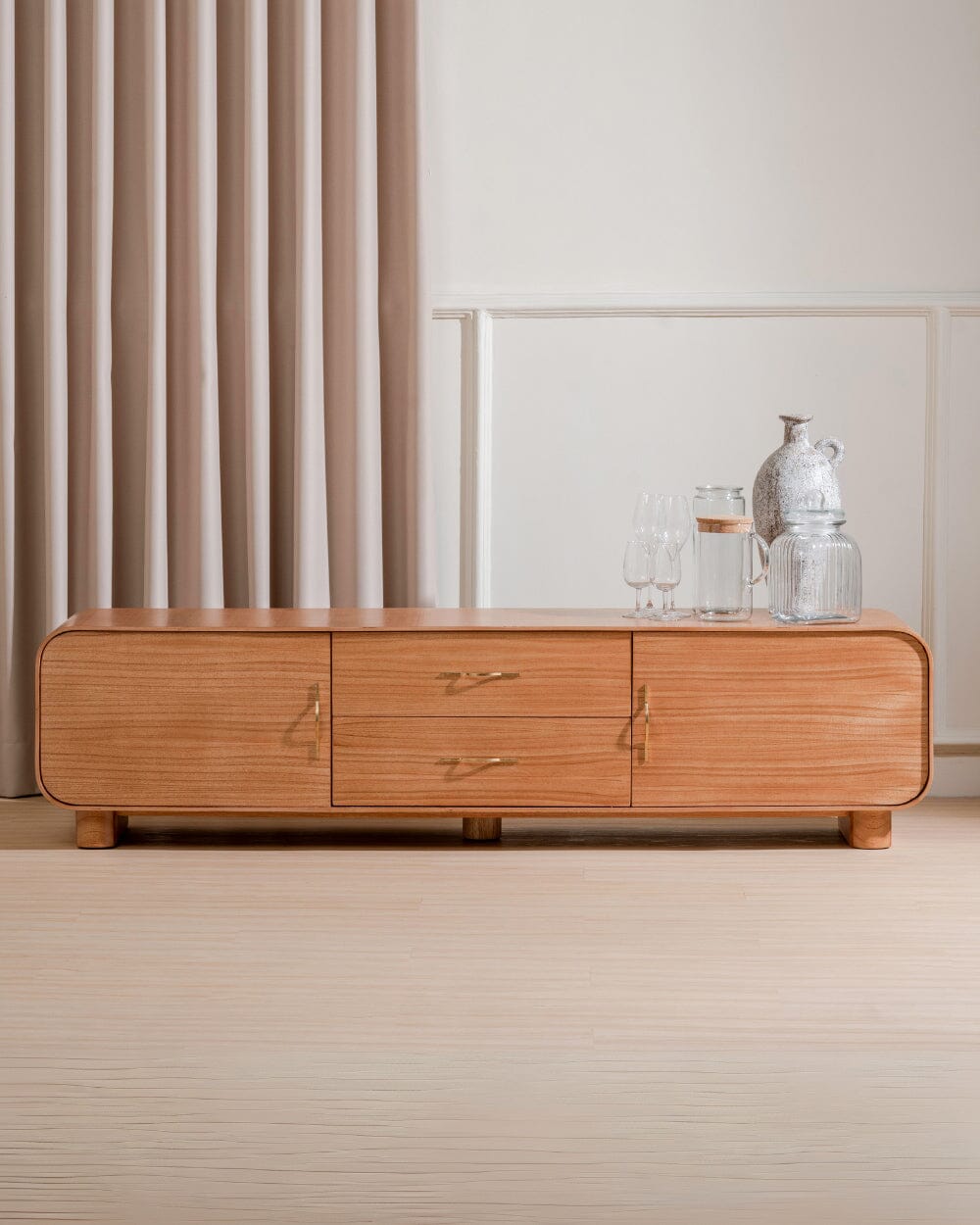 Marguerite TV Console