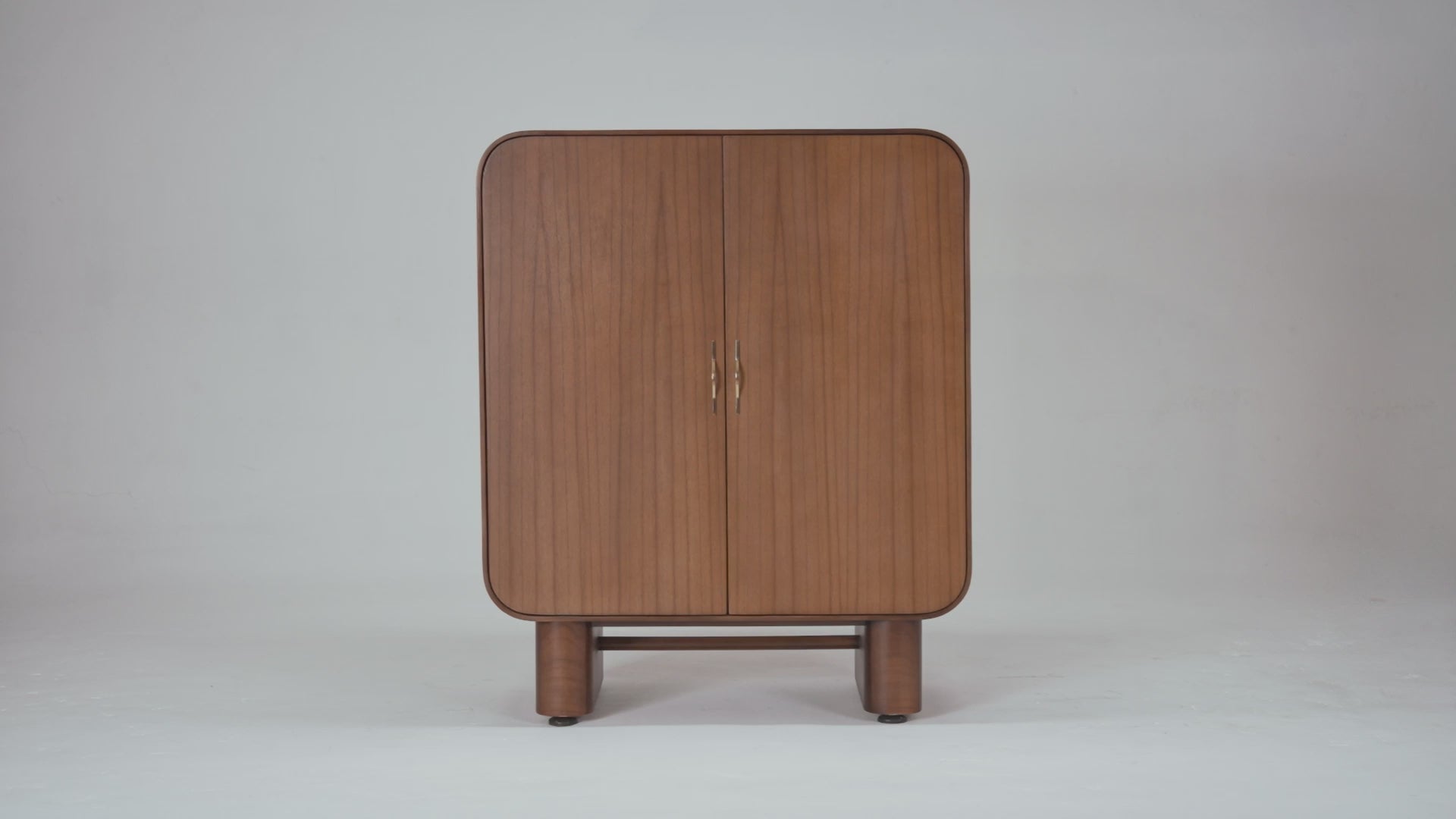 Marguerite Cabinet