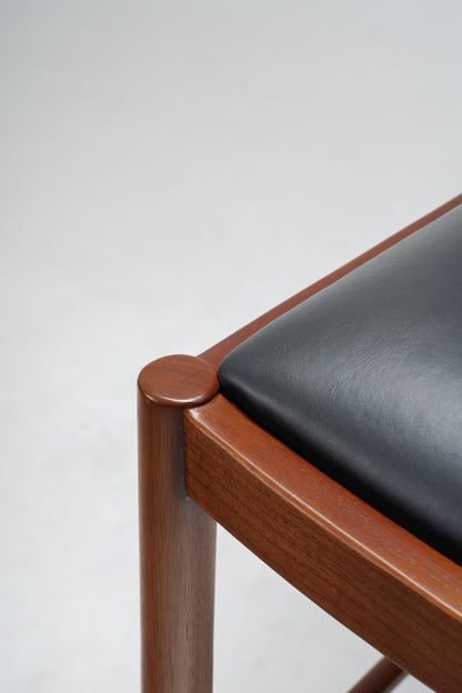 St. Martin Counter Stool